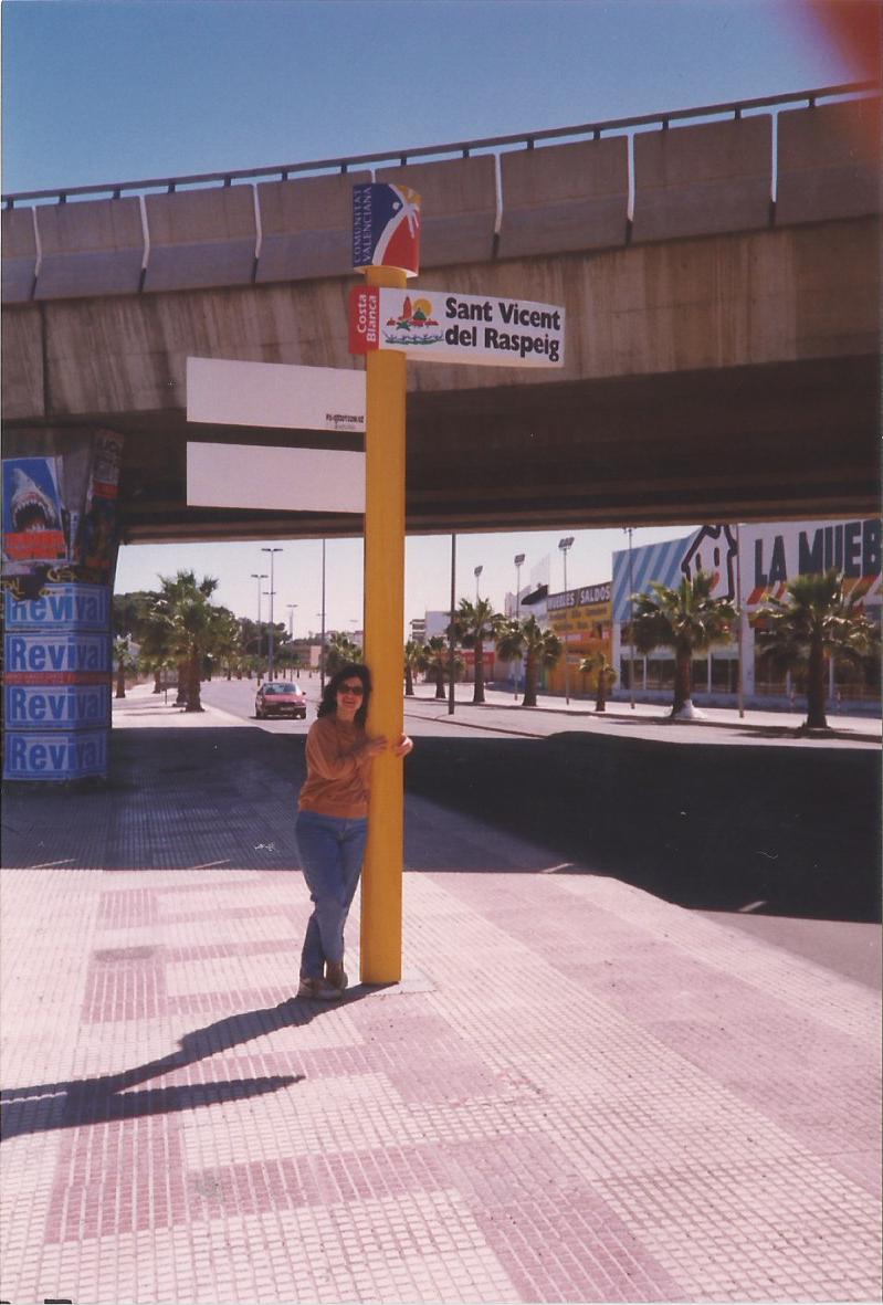 Eu perto do apartamento da Carmen na Colônia Santa Isabel